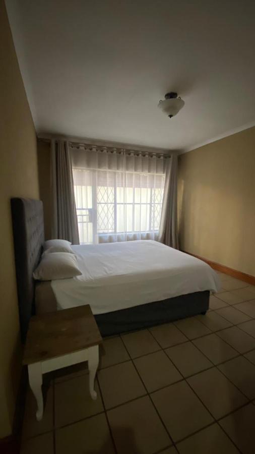 Entire 4 Bedroom House In Midrand, Johannesburg Randjesfontein Exterior photo